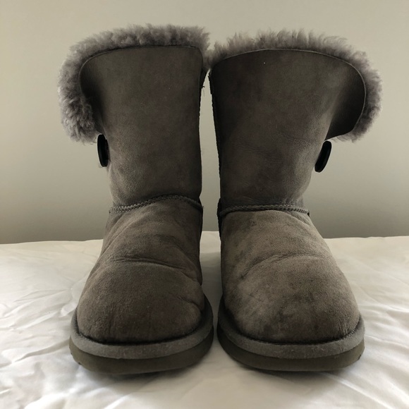 UGG Grey Bailey Button Classic Boot - Picture 1 of 7